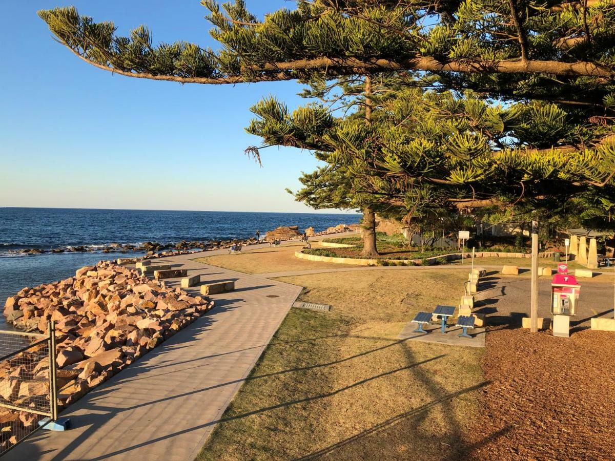 Вилла The Beach Hut Avoca Beach Nsw Экстерьер фото